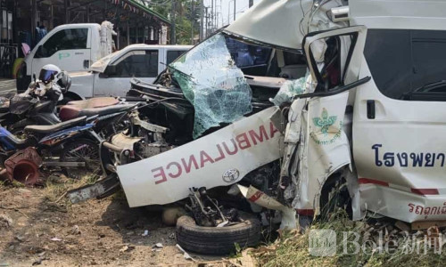 救护车司机连值两天疲劳驾驶，失控撞杆致4人受伤