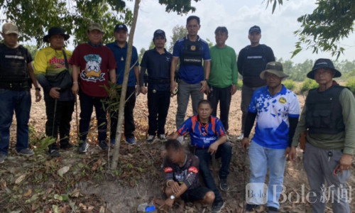 泰国沙缴府毒枭落网，持枪恐吓村民头目被捕查获冰毒201粒