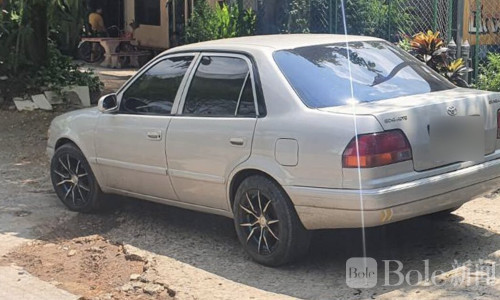 母亲说带女儿去玩，泰国4岁女孩却被发现困死车内！