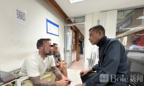 外国情侣在普吉车上淫乱遭拍，移民局火速驱逐出境