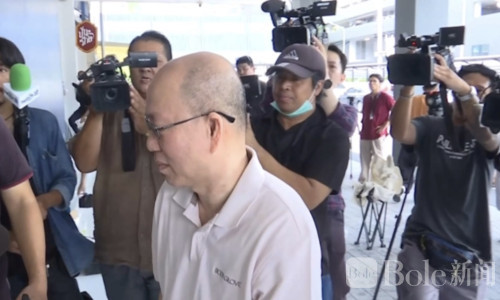 250万勒索案再升级！阿乍里亚亲自带证人到警局
