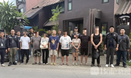 假扮游客来拍戏！中国剧组在清迈拍短剧遭警方突袭