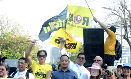 民间组织怒轰参议院领导层失职：要求参议长卡耶塔诺辞职！