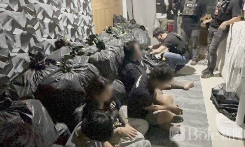 泰国警方突袭毒品窝点 查获890万颗疯药逮捕4名嫌疑人！