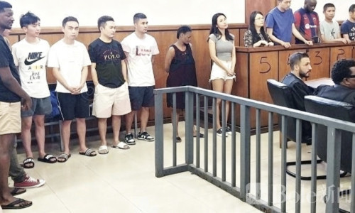 保释后集体消失？6名中国诈骗犯在非洲获保释后逃回中国