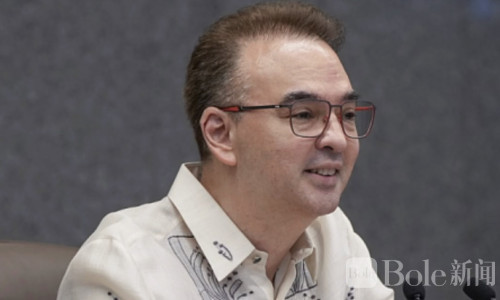 卡耶塔诺：菲律宾无需反华反美，只需“亲菲律宾”
