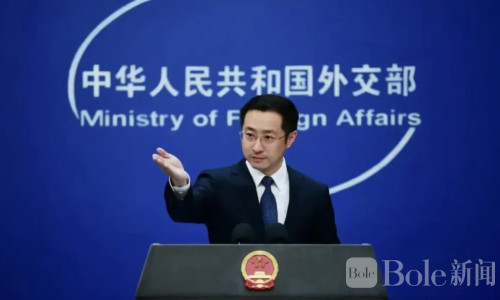 网传中方迫于美菲压力撤离黄岩岛，外交部硬核辟谣！