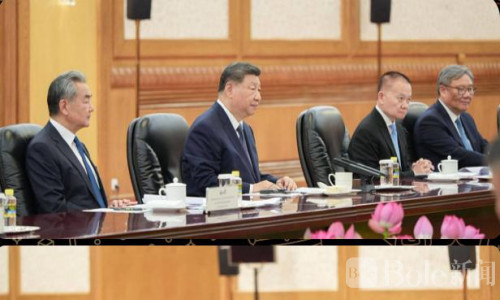 国家主席习近平与洪森会谈，强调彻底铲除电诈犯罪毒瘤