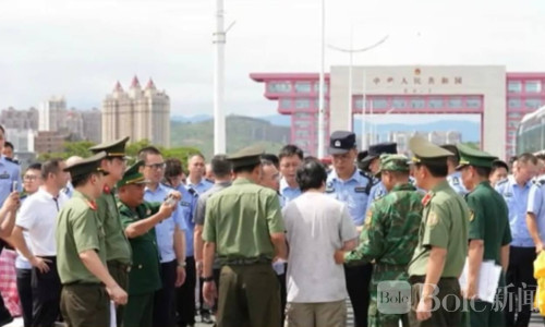越南突查电诈窝点，抓获3名中国籍国际通缉人员并移交中方