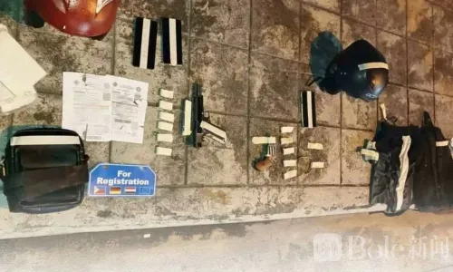 马卡蒂街头警匪追逐爆枪战！两名飞车劫匪一死一落网