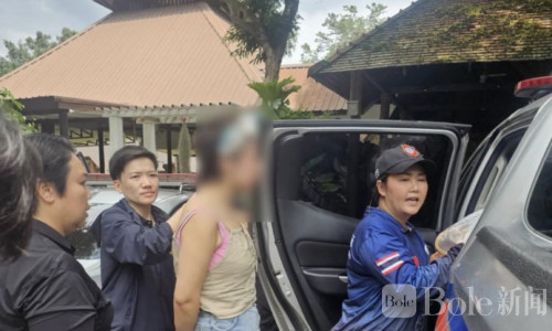 中国女子在泰闹事惹众怒！多次揪人头发骚扰路人被捕