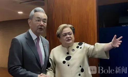 中菲释放缓和信号！双方确认推动南海行为准则今年完成谈判