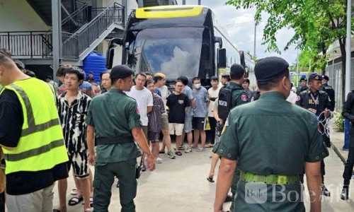 德崇国际机场突发遣返行动！158名中国人被送回国